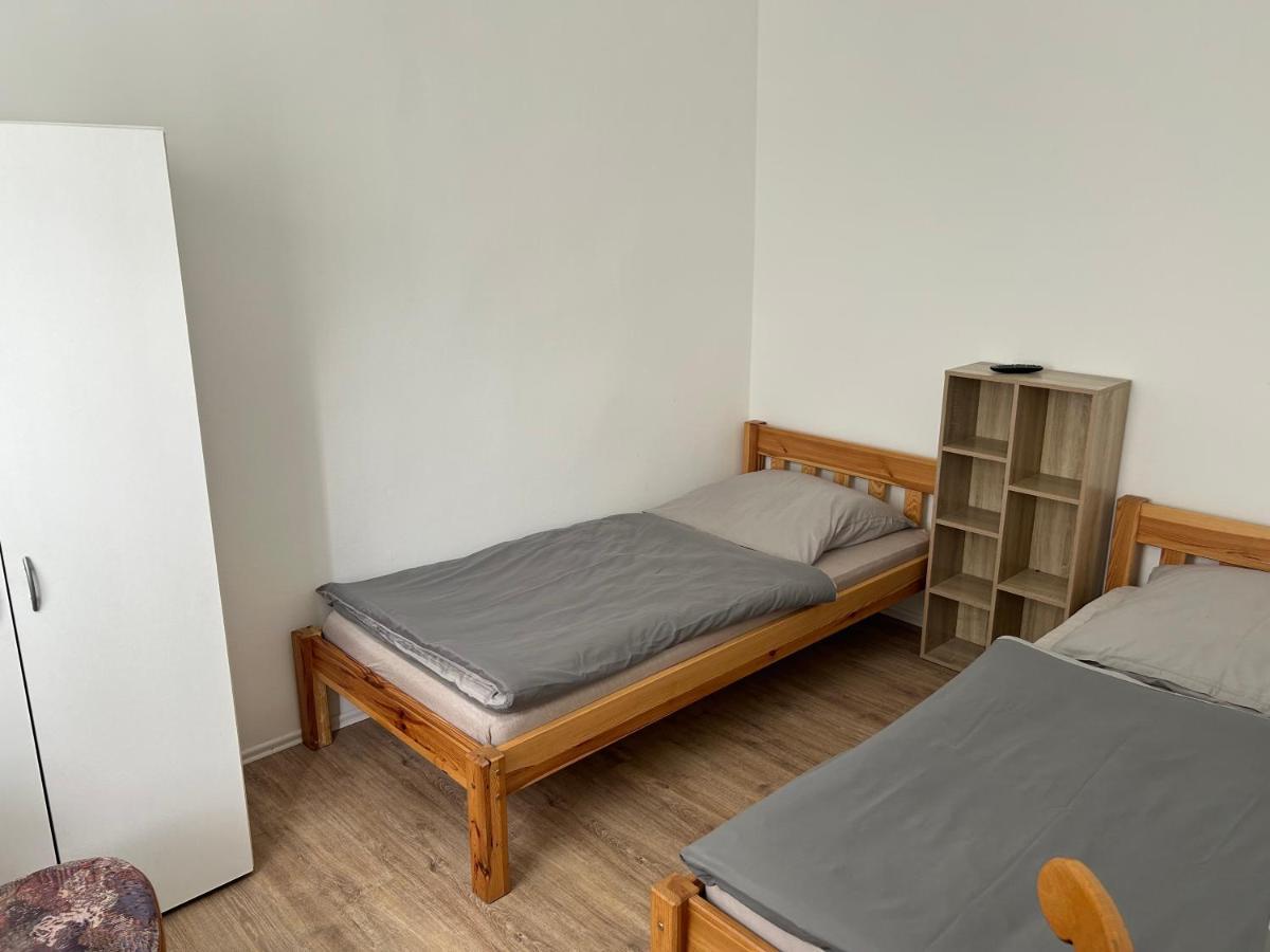 Gaestewohnung Gesamte Unterkunft- Tv- Internet Osterburg Eksteriør bilde